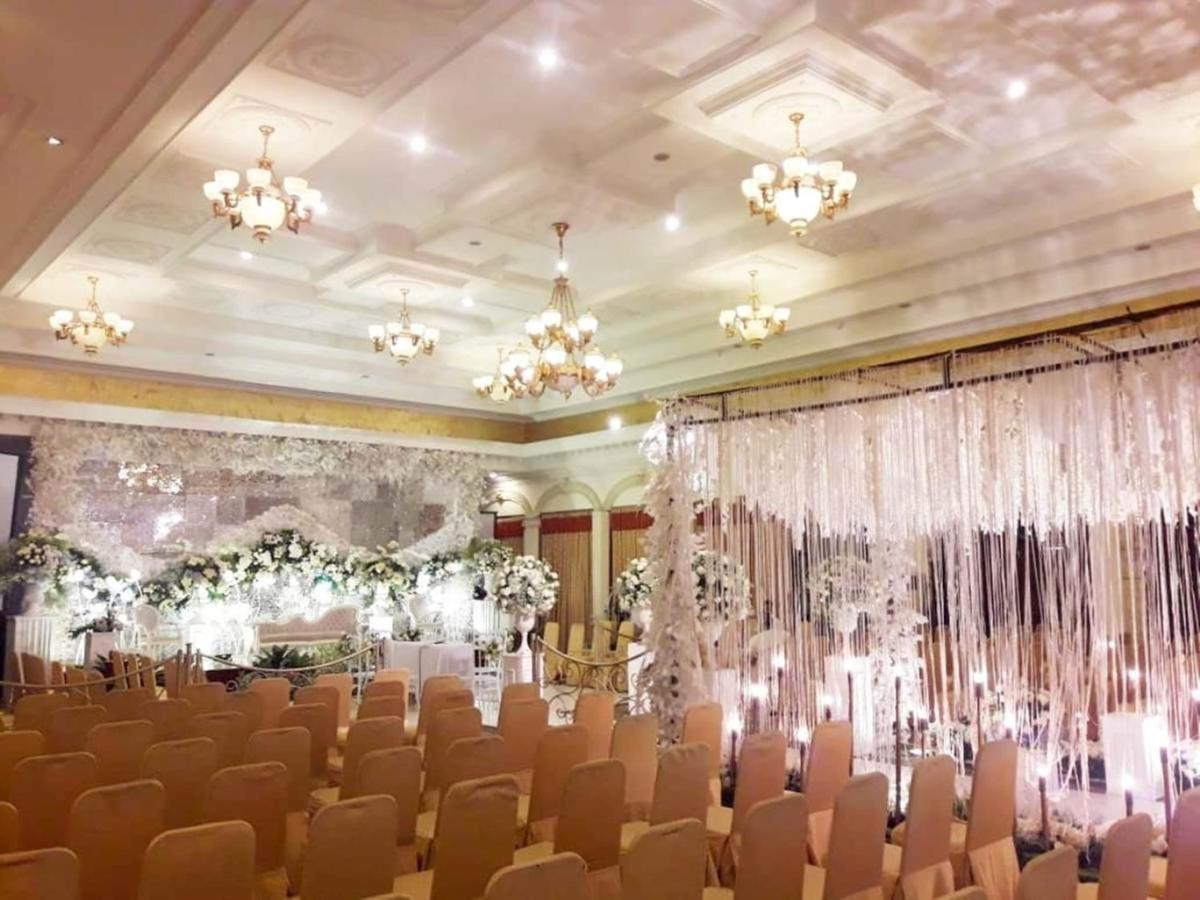 The Grand Palace Hotel Malang Luaran gambar