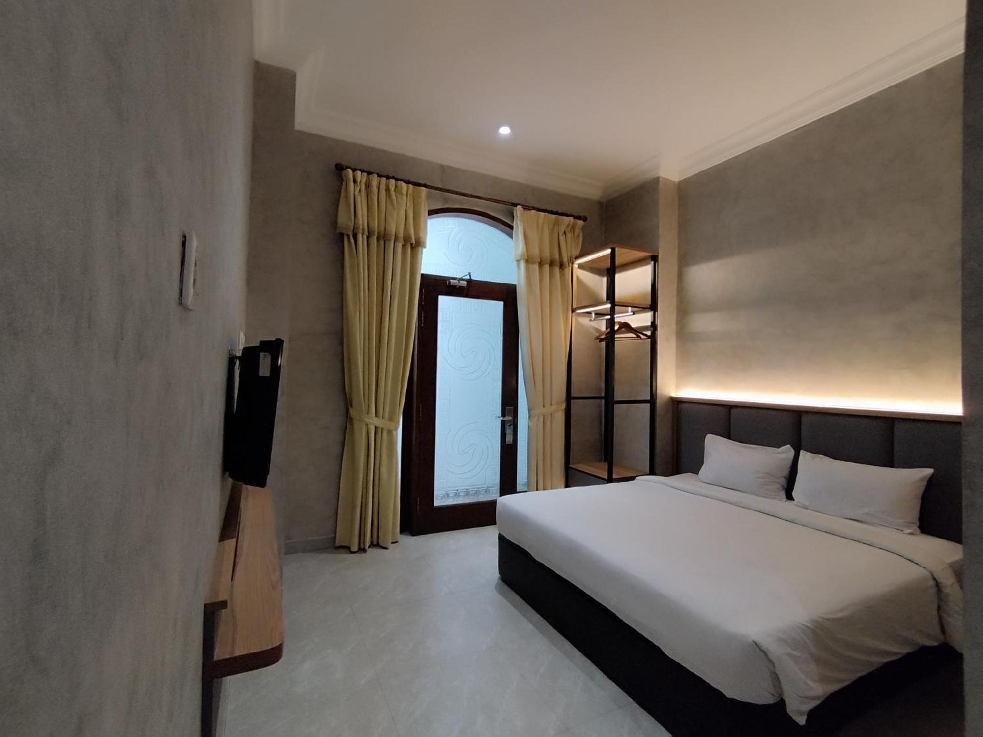 The Grand Palace Hotel Malang Luaran gambar