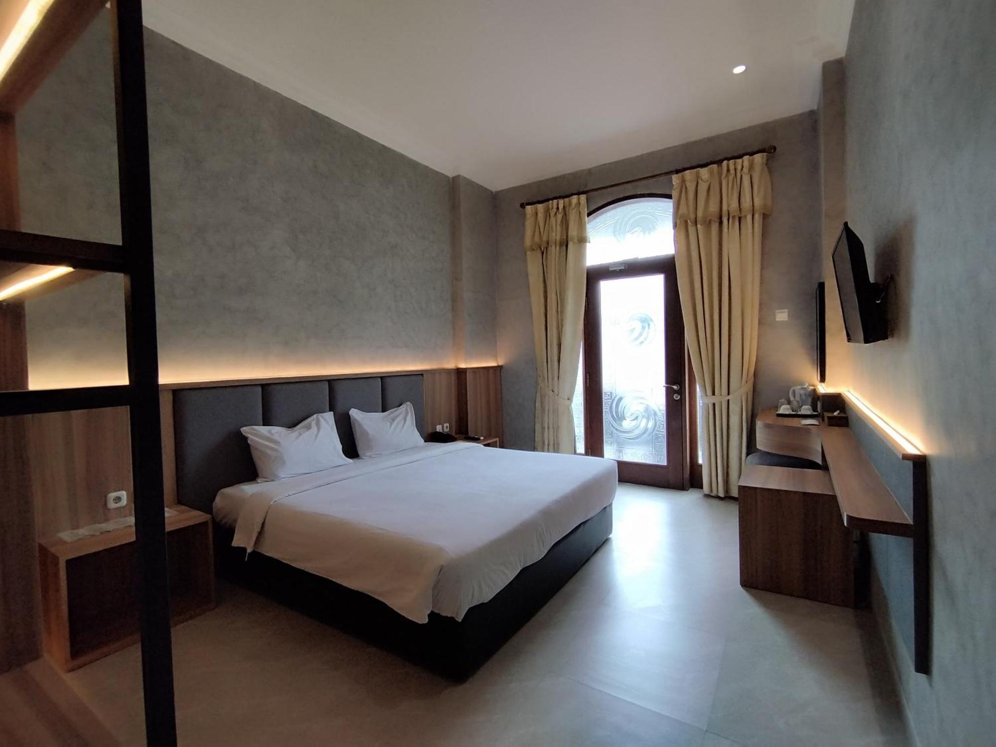 The Grand Palace Hotel Malang Luaran gambar